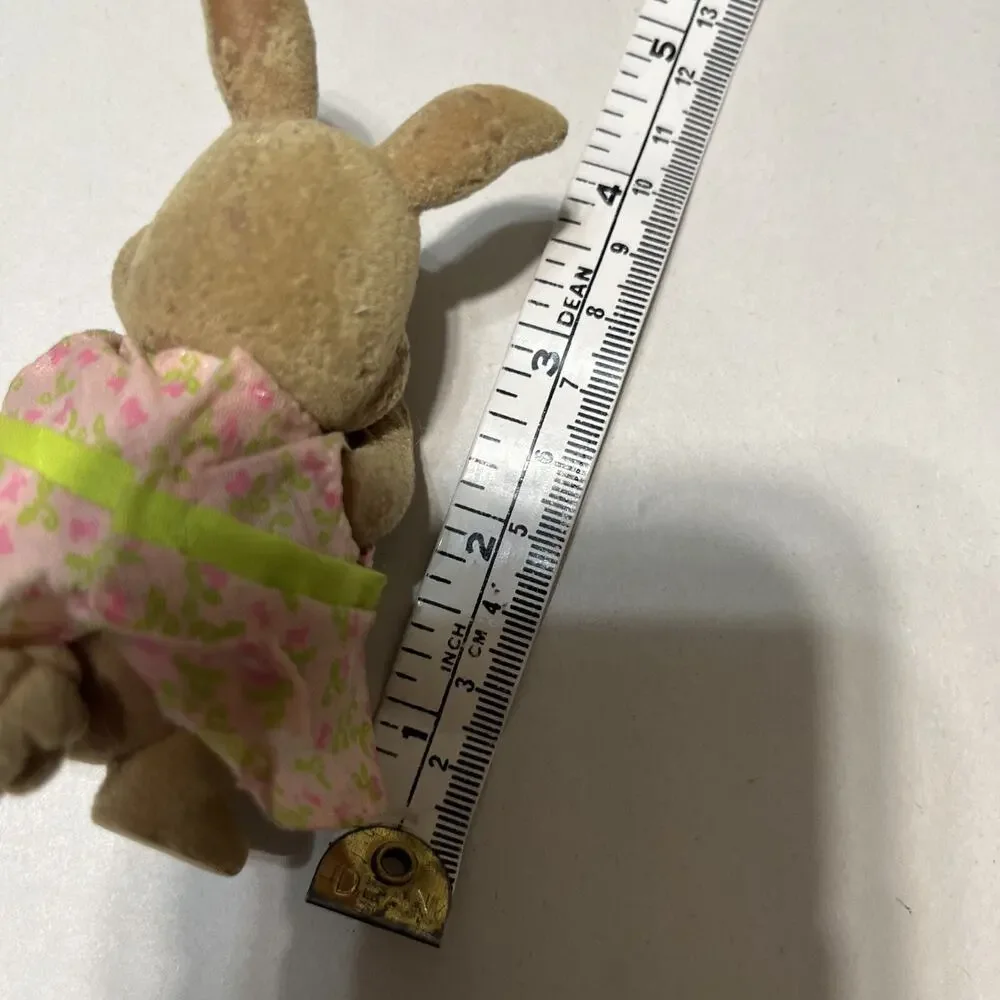 Lil Woodzeez Tree House & Rabbit Mother In Pink Dress Mom Flocked